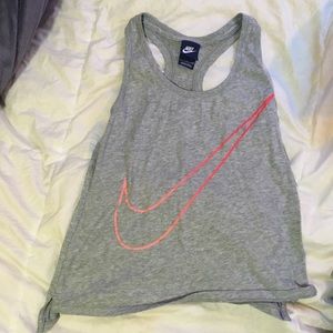 nike workout tank